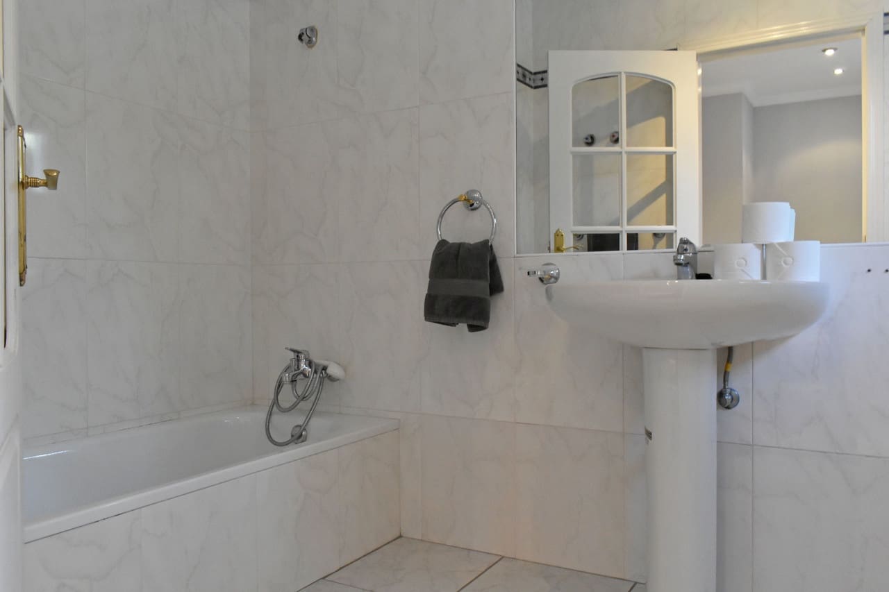 5 sypialnia Willa na sprzedaż w San Miguel de Salinas z basenem - 495 000 € (Ref: 9596598)