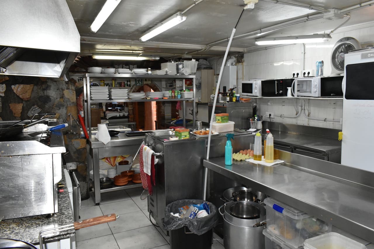 Commerciale in vendita in Ciudad Quesada - 399.000 € (Rif: 9596599)