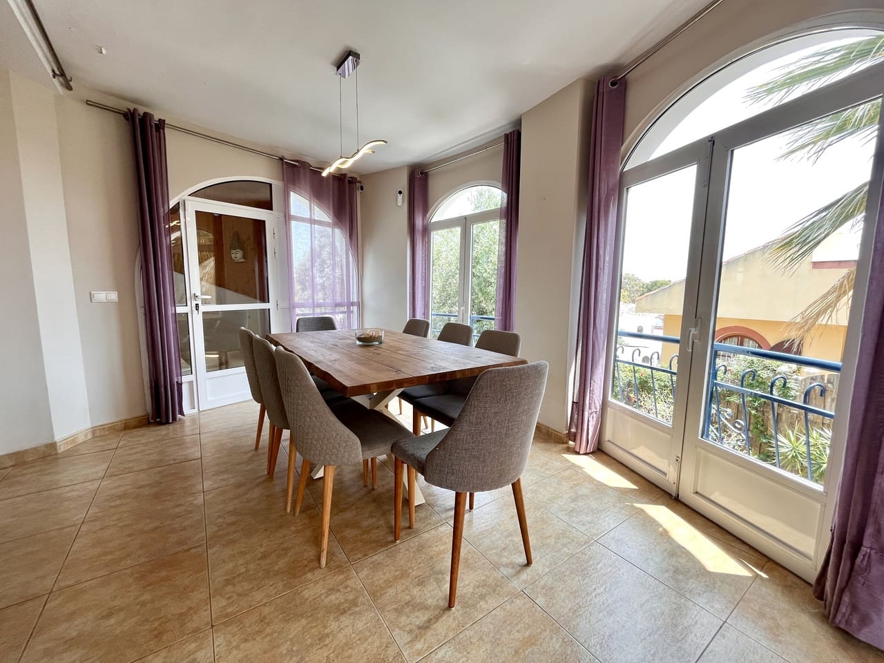 5 quarto Moradia para venda em La Zenia com piscina - 795 000 € (Ref: 9596645)