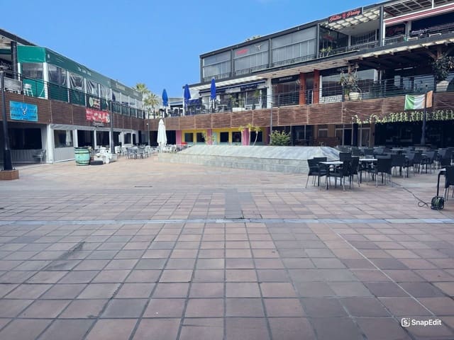 Commerciale in vendita in Playa Flamenca, Orihuela - 110.000 € (Rif: 9596648)