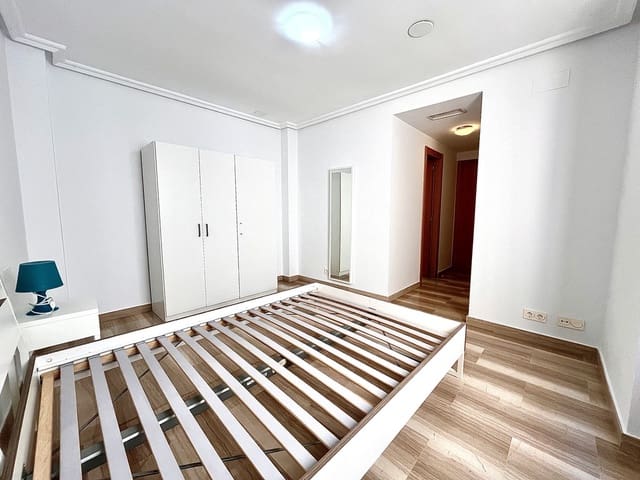 4 makuuhuone Huoneisto myytävänä paikassa Norte, Santa Pola - 330 000 € (Ref: 9596659)