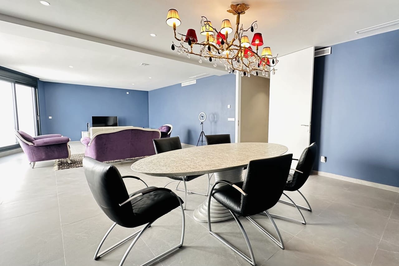 6 soveværelse Villa til salg i Las Colinas Golf med garage - € 2.195.000 (Ref: 9596660)