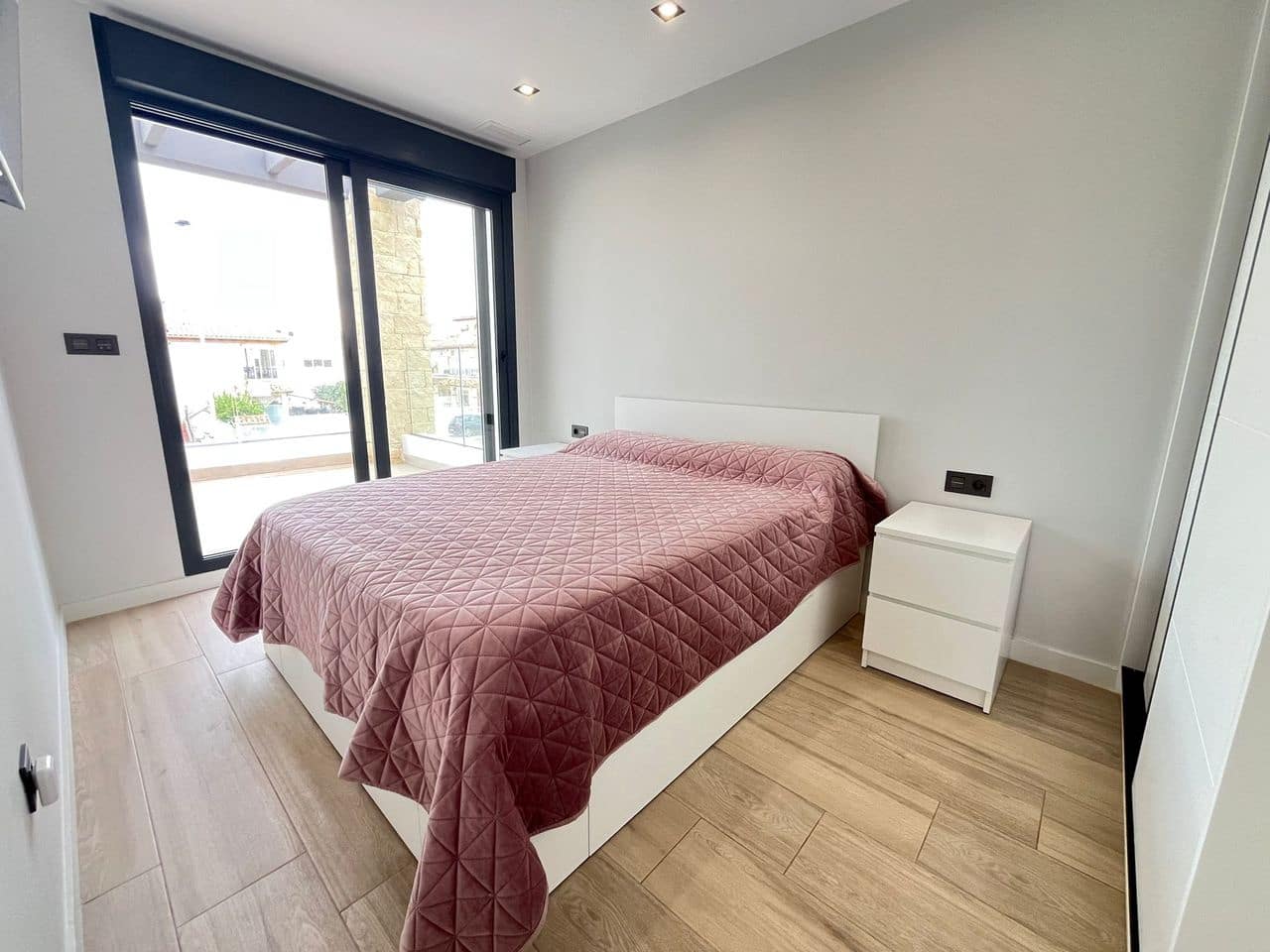 4 makuuhuone Huvila myytävänä paikassa Orihuela Costa mukana uima-altaan - 794 950 € (Ref: 9596684)