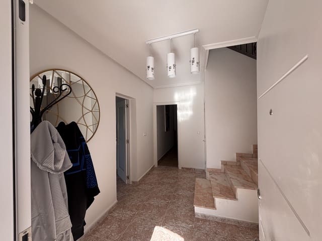 5 sypialnia Willa na sprzedaż w Benijófar z basenem garażem - 650 000 € (Ref: 9596691)