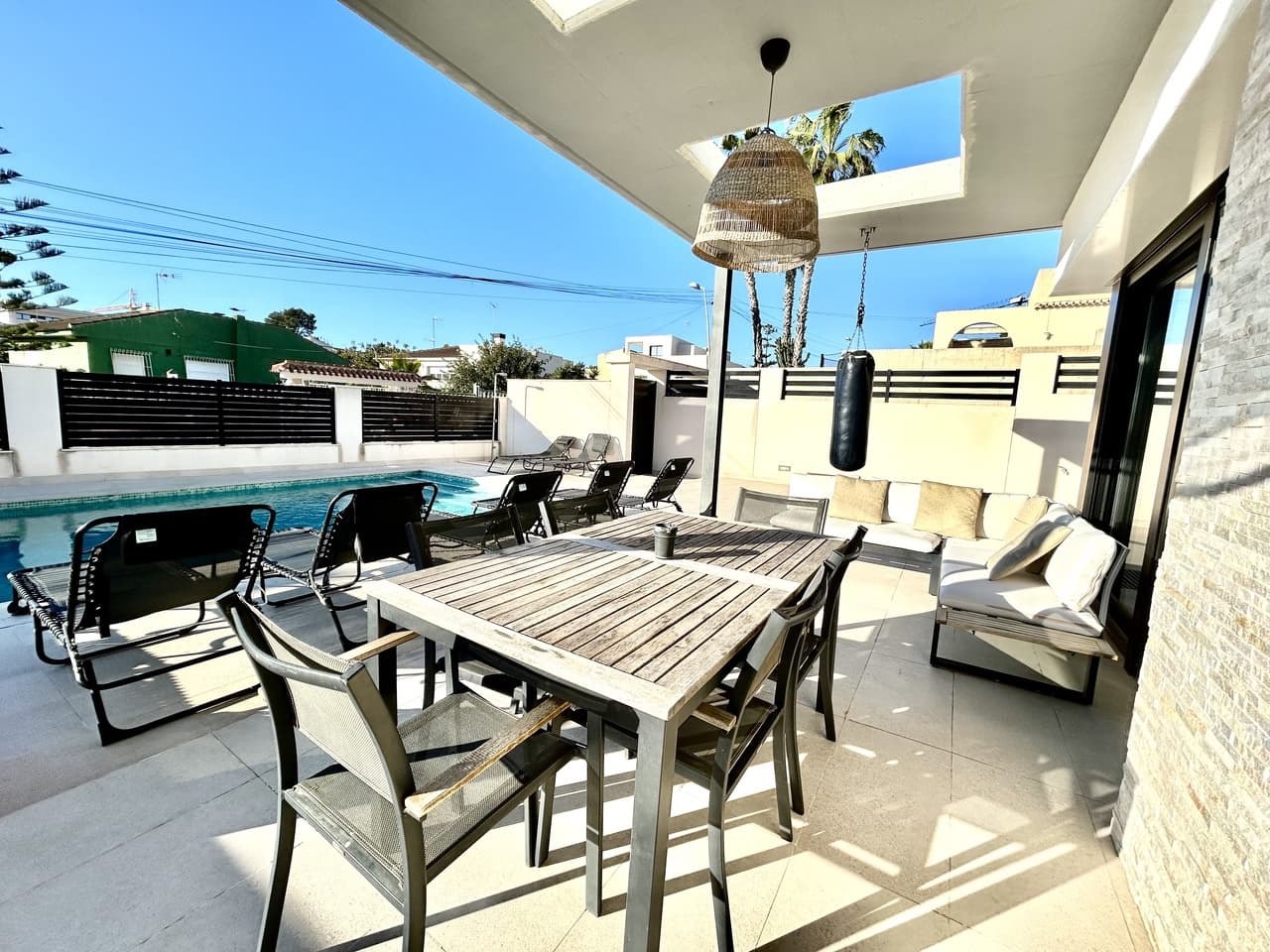 5 sypialnia Willa na sprzedaż w Los Balcones z basenem garażem - 849 950 € (Ref: 9596711)