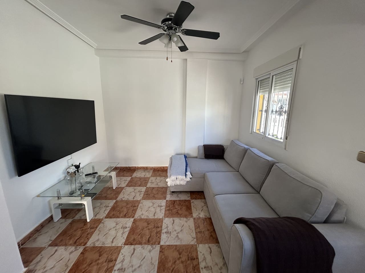 2 Zimmer Haus zu verkaufen in Cabo Roig mit Pool Garage - 240.000 € (Ref: 9596716)