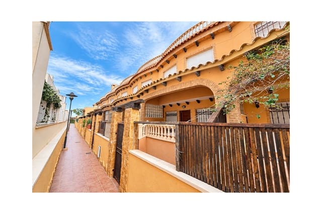 5 slaapkamer Huis te koop in El Edén, Guardamar del Segura met zwembad garage - € 199.995 (Ref: 9607211)