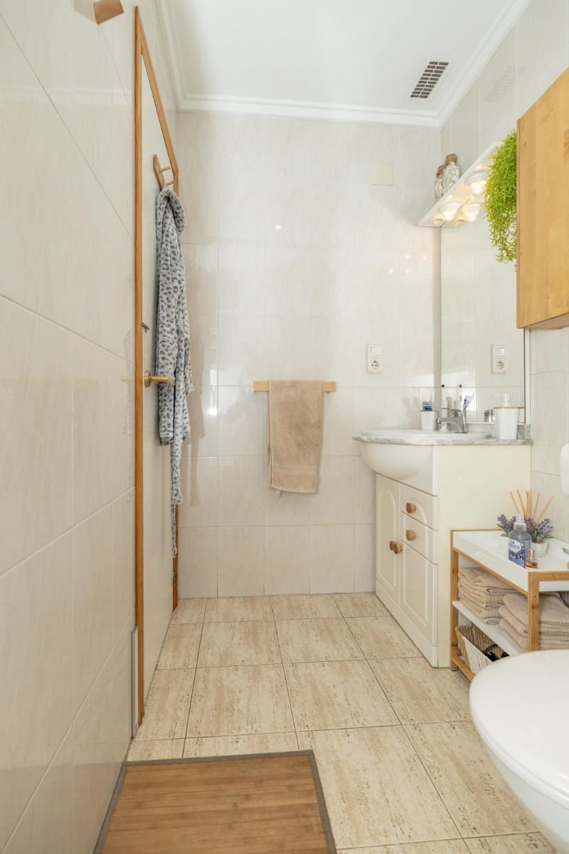 2 sovrum Lägenhet till salu i Torrevieja med pool - 139 900 € (Ref: 9610824)