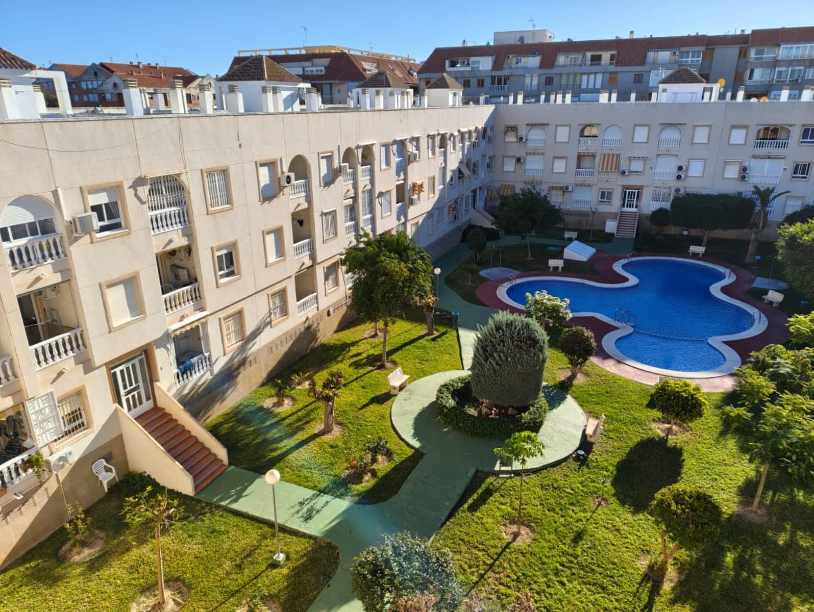 2 sovrum Lägenhet till salu i Torrevieja med pool - 139 900 € (Ref: 9610824)