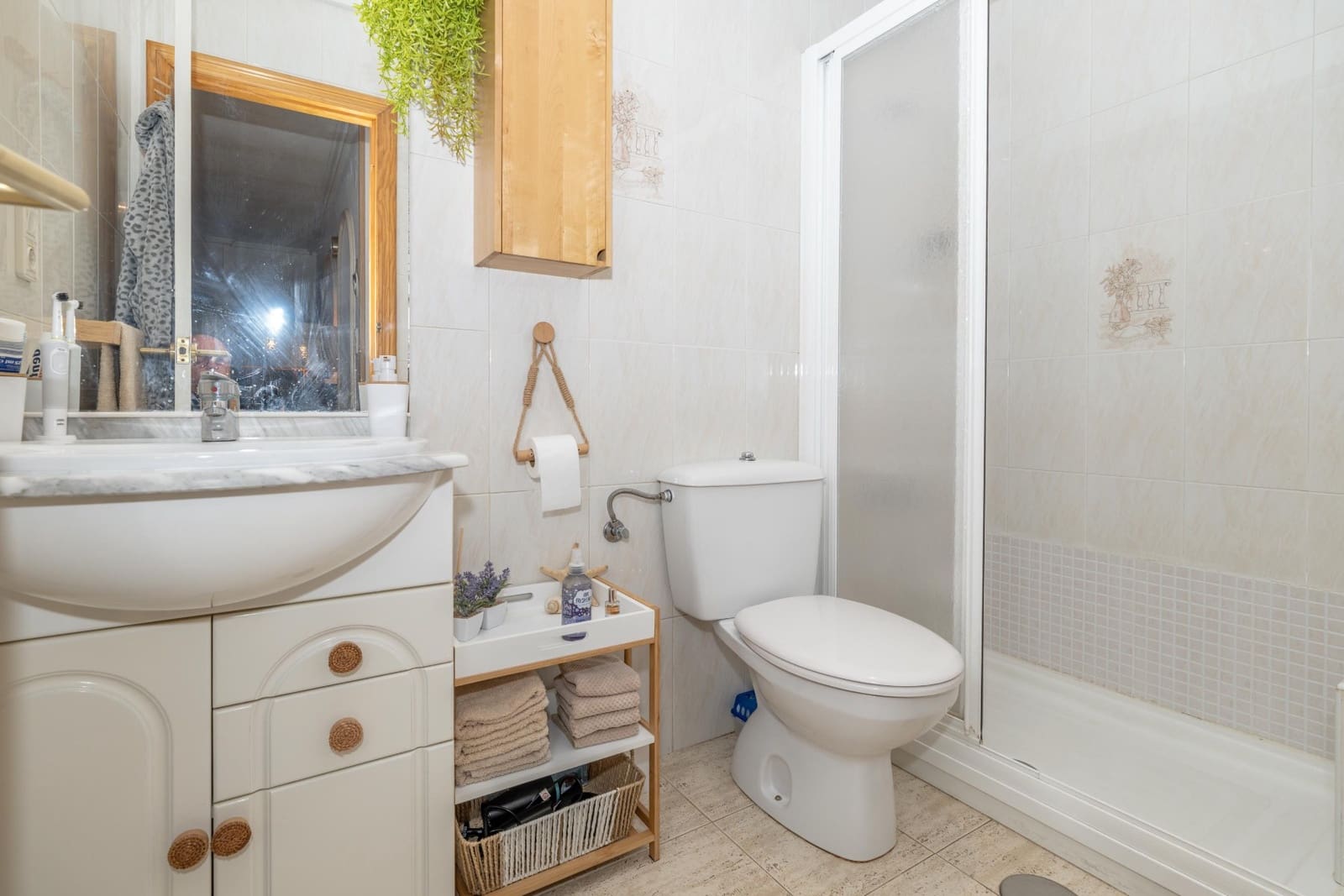 2 sovrum Lägenhet till salu i Torrevieja med pool - 139 900 € (Ref: 9610824)