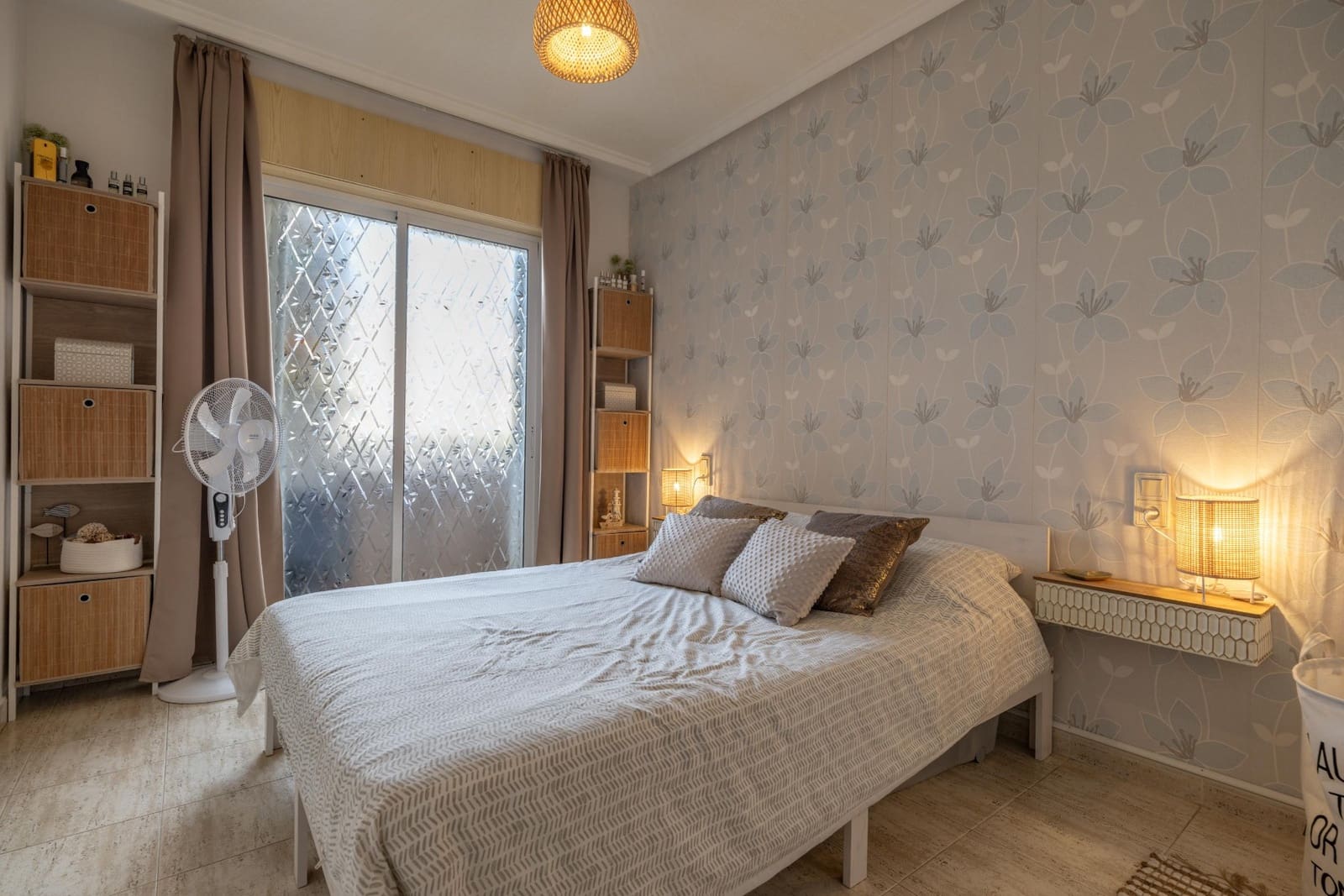 2 sovrum Lägenhet till salu i Torrevieja med pool - 139 900 € (Ref: 9610824)