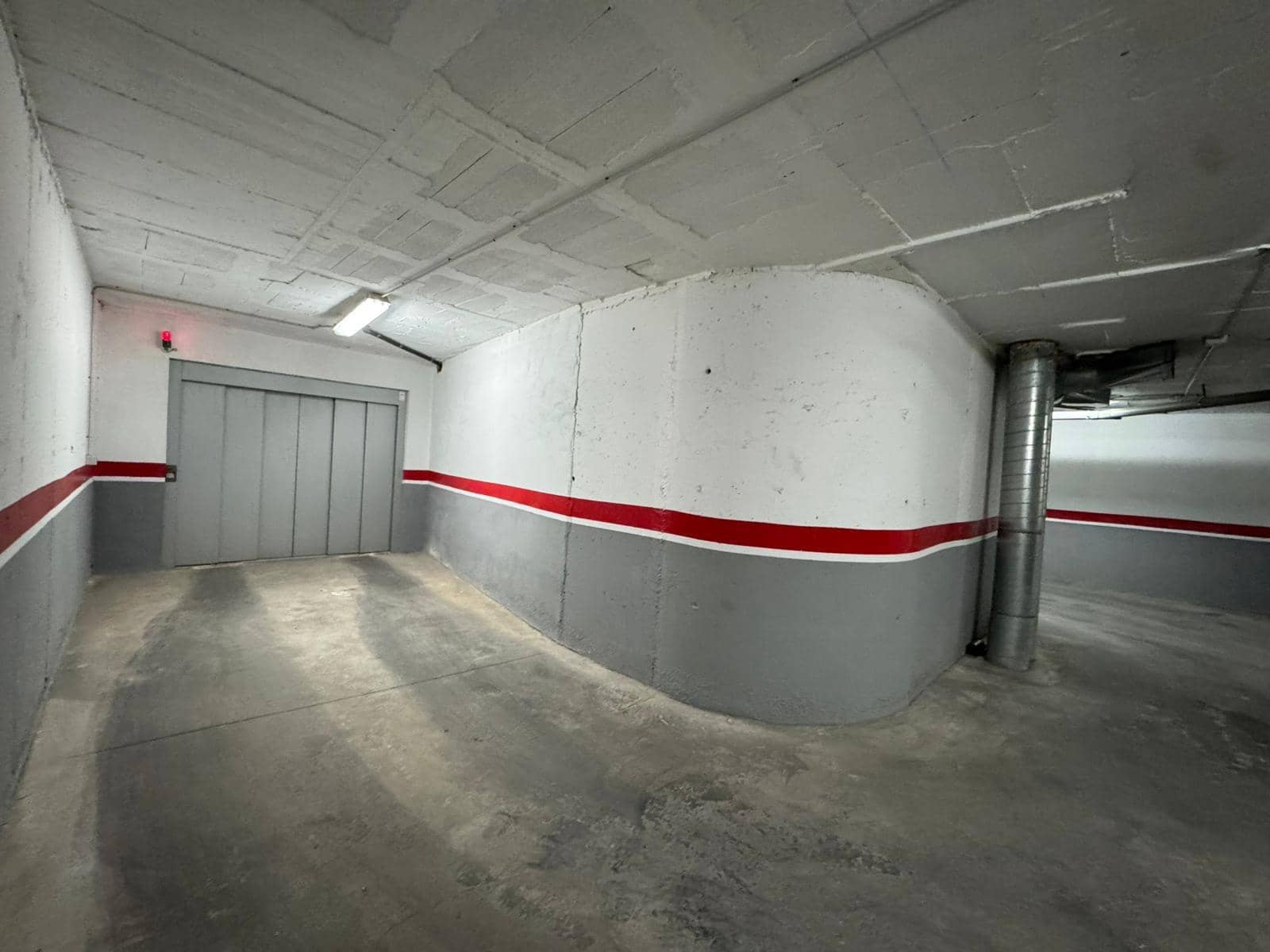 Garage for sale in Torrevieja - € 105,000 (Ref: 9614729)