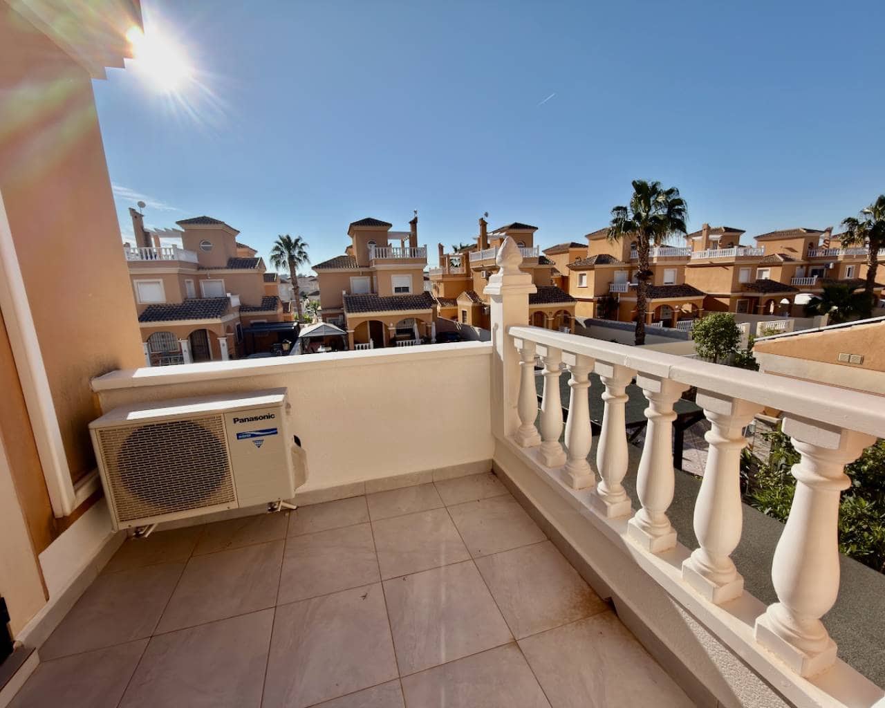 3 soveværelse Villa til salg i El Raso med swimmingpool - € 289.995 (Ref: 9618485)