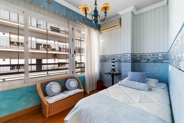 4 soverom Leilighet til salgs i Centro - Muelle Pesquero, Torrevieja - € 499 000 (Ref: 9618964)