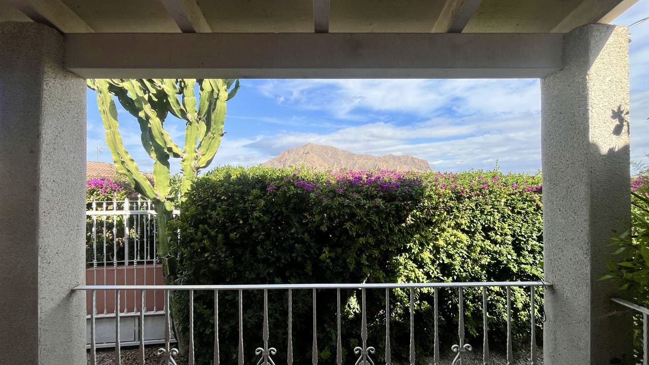 3 soveværelse Villa til salg i Orihuela Costa med swimmingpool - € 375.000 (Ref: 9622958)