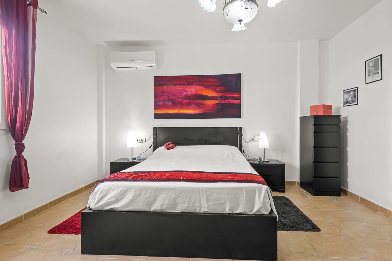 3 makuuhuone Huvila myytävänä paikassa Algorfa mukana uima-altaan 
autotalli - 599 990 € (Ref: 9622963)