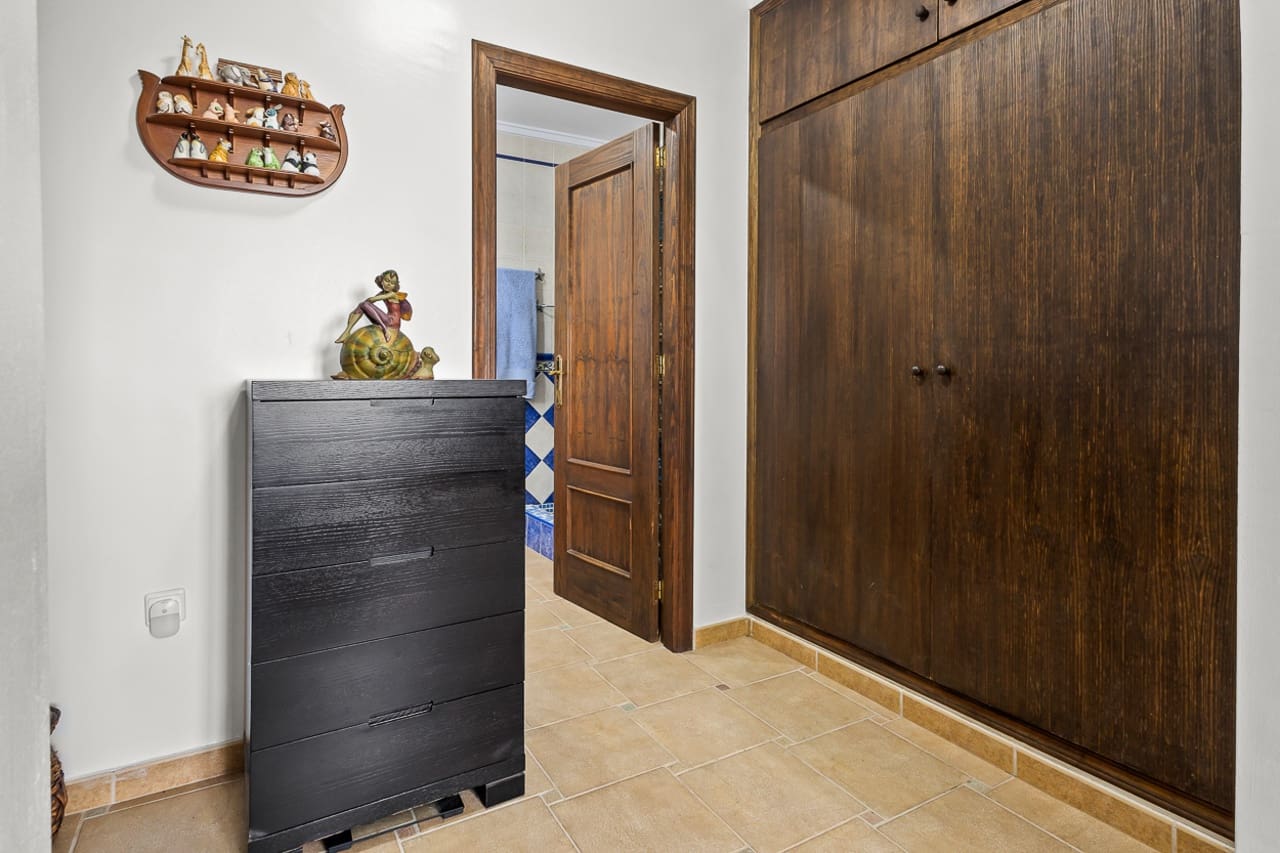 3 makuuhuone Huvila myytävänä paikassa Algorfa mukana uima-altaan 
autotalli - 599 990 € (Ref: 9622963)