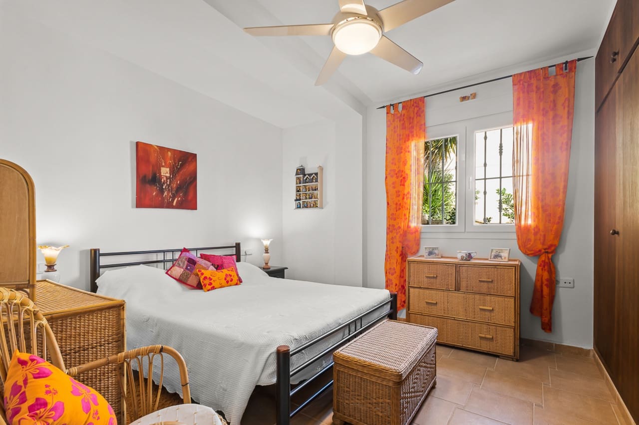 3 makuuhuone Huvila myytävänä paikassa Algorfa mukana uima-altaan 
autotalli - 599 990 € (Ref: 9622963)