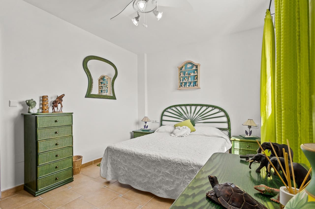 3 makuuhuone Huvila myytävänä paikassa Algorfa mukana uima-altaan 
autotalli - 599 990 € (Ref: 9622963)