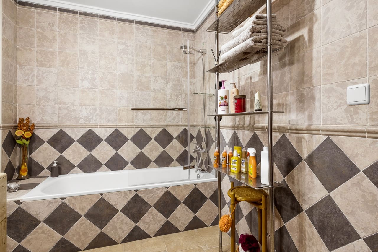 3 makuuhuone Huvila myytävänä paikassa Algorfa mukana uima-altaan 
autotalli - 599 990 € (Ref: 9622963)