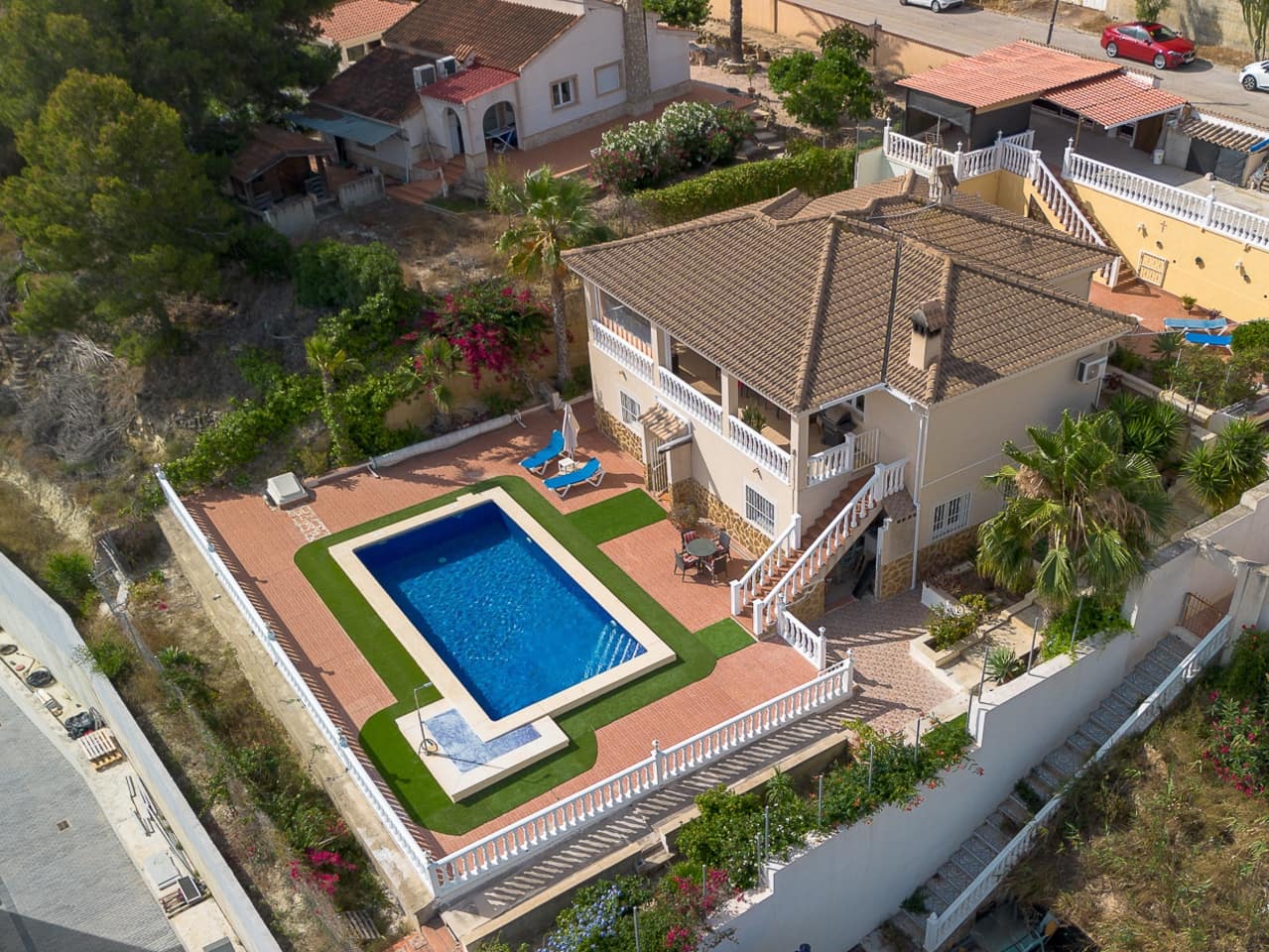 3 makuuhuone Huvila myytävänä paikassa Algorfa mukana uima-altaan 
autotalli - 599 990 € (Ref: 9622963)