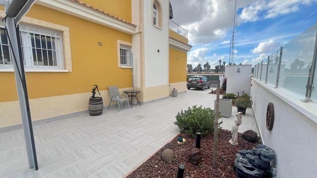 3 bedroom Villa for sale in Algorfa with pool garage - € 320,000 (Ref: 9622967)