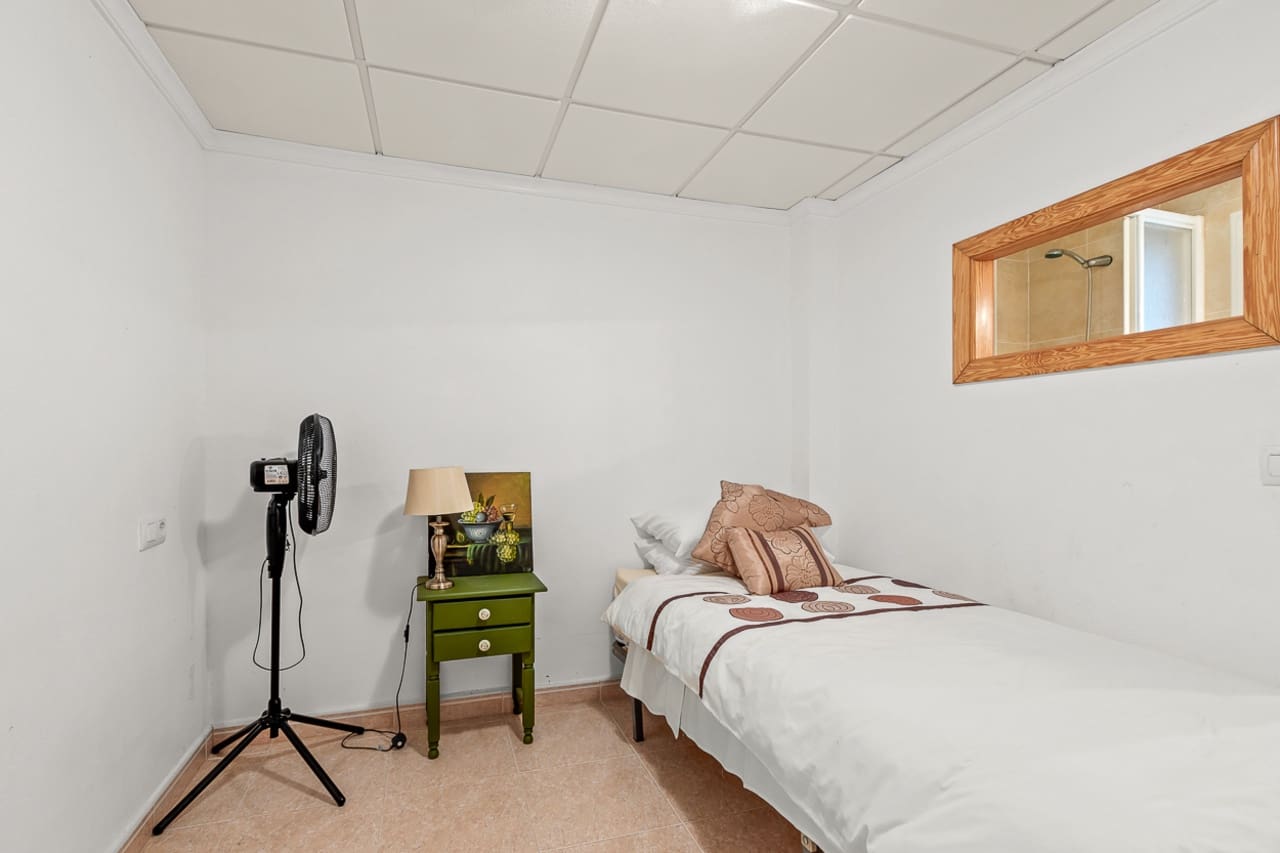 4 sypialnia Willa na sprzedaż w Algorfa z basenem garażem - 580 000 € (Ref: 9622974)