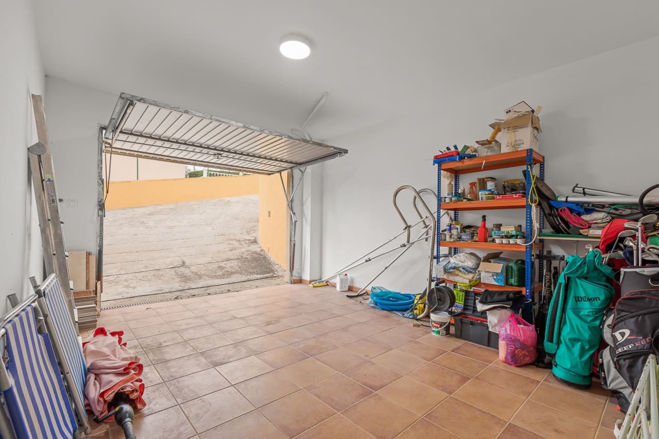 4 sypialnia Willa na sprzedaż w Algorfa z basenem garażem - 580 000 € (Ref: 9622974)