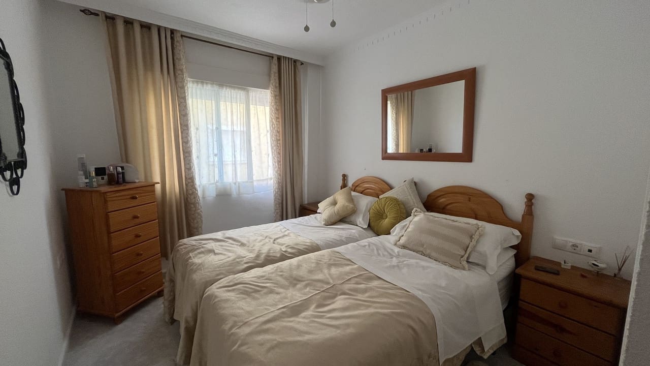 Apartamento de 2 habitaciones en Algorfa en venta con piscina garaje - 118.995 € (Ref: 9622975)