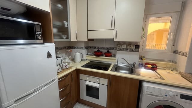 2 slaapkamer Appartement te koop in Algorfa met zwembad garage - € 118.995 (Ref: 9622975)