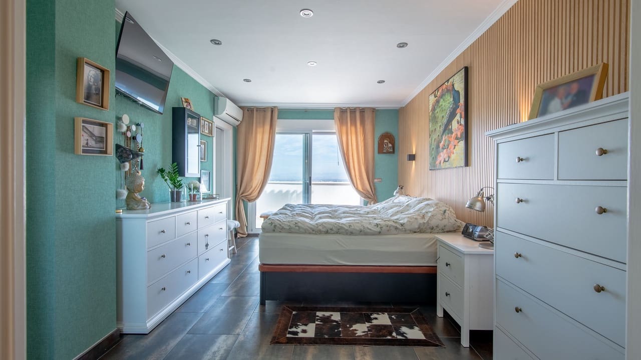 4 slaapkamer Villa te koop in Algorfa met zwembad garage - € 770.000 (Ref: 9622980)