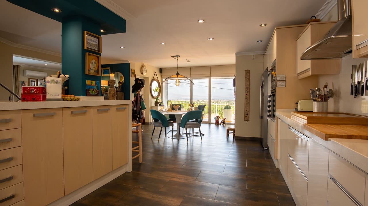 4 slaapkamer Villa te koop in Algorfa met zwembad garage - € 770.000 (Ref: 9622980)