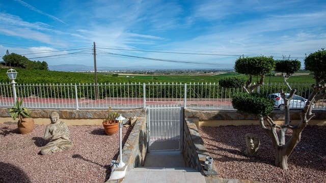 4 makuuhuone Huvila myytävänä paikassa Algorfa mukana uima-altaan 
autotalli - 770 000 € (Ref: 9622980)