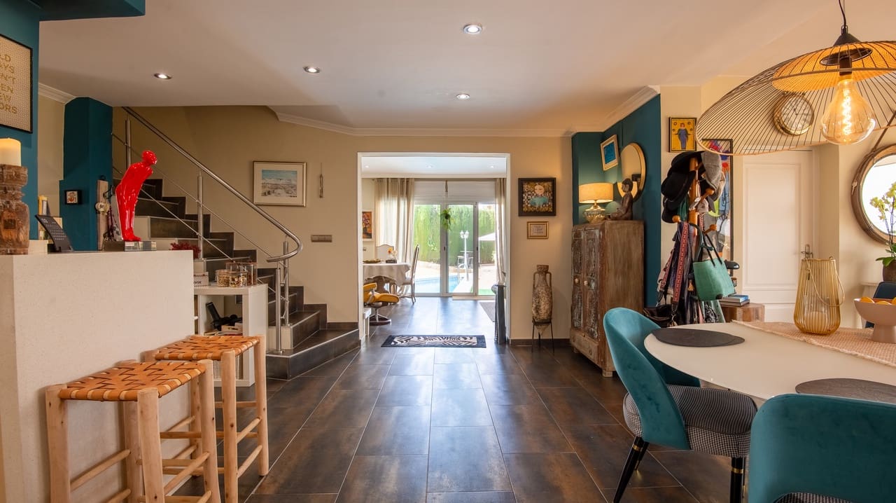 4 slaapkamer Villa te koop in Algorfa met zwembad garage - € 770.000 (Ref: 9622980)