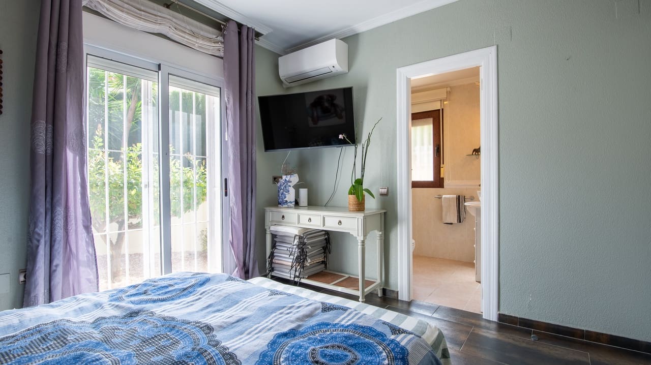 4 slaapkamer Villa te koop in Algorfa met zwembad garage - € 770.000 (Ref: 9622980)