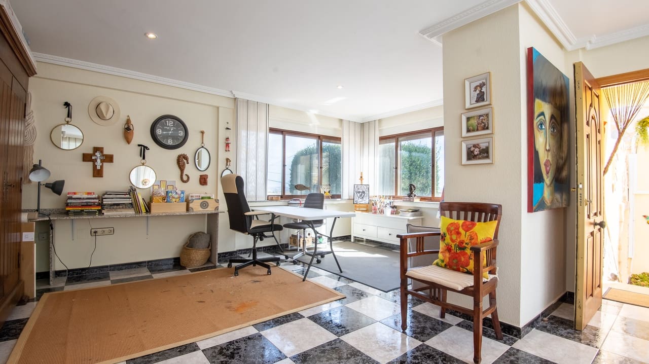 4 slaapkamer Villa te koop in Algorfa met zwembad garage - € 770.000 (Ref: 9622980)