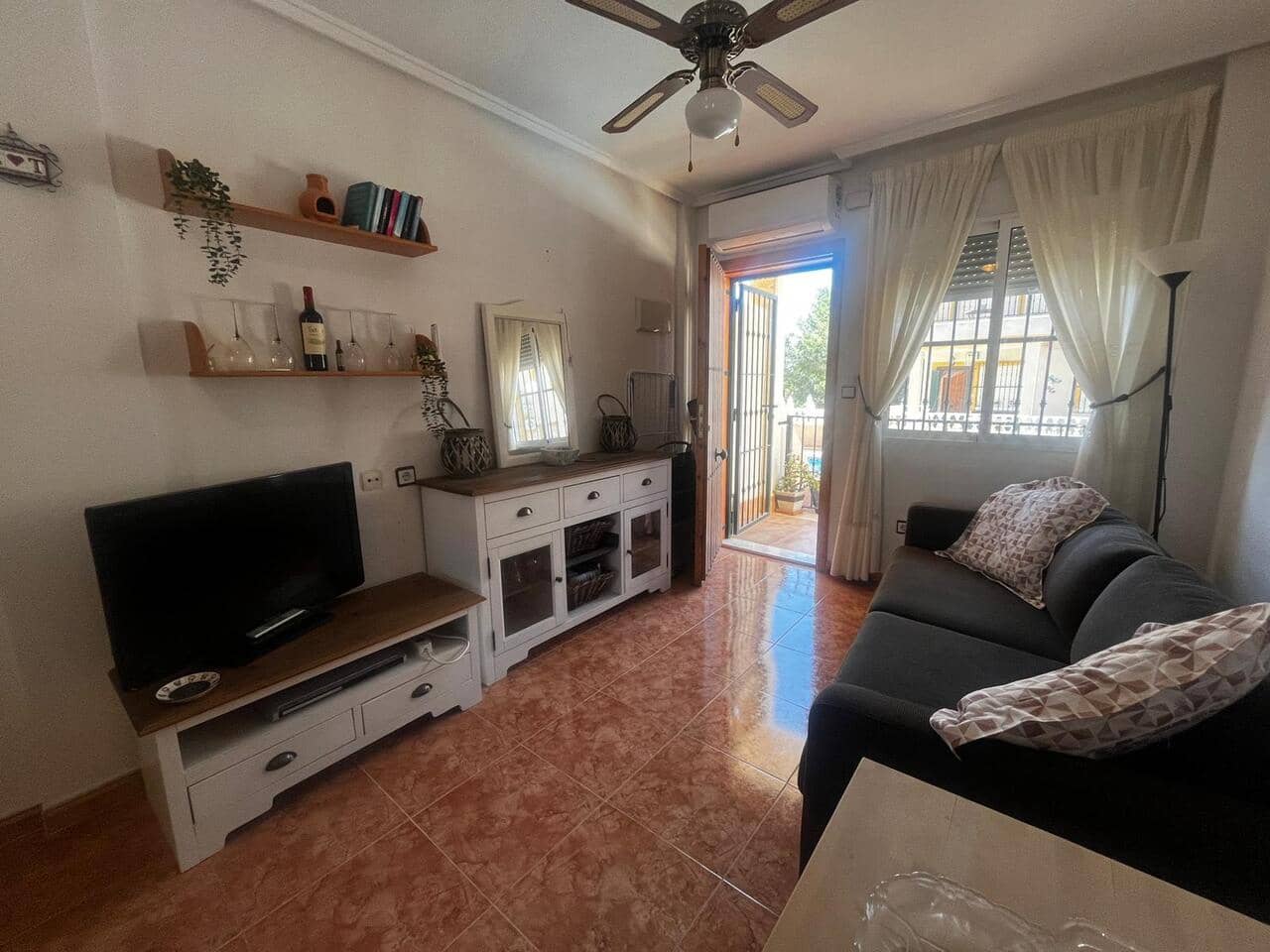 Apartamento de 2 habitaciones en Algorfa en venta con piscina - 127.000 € (Ref: 9622982)