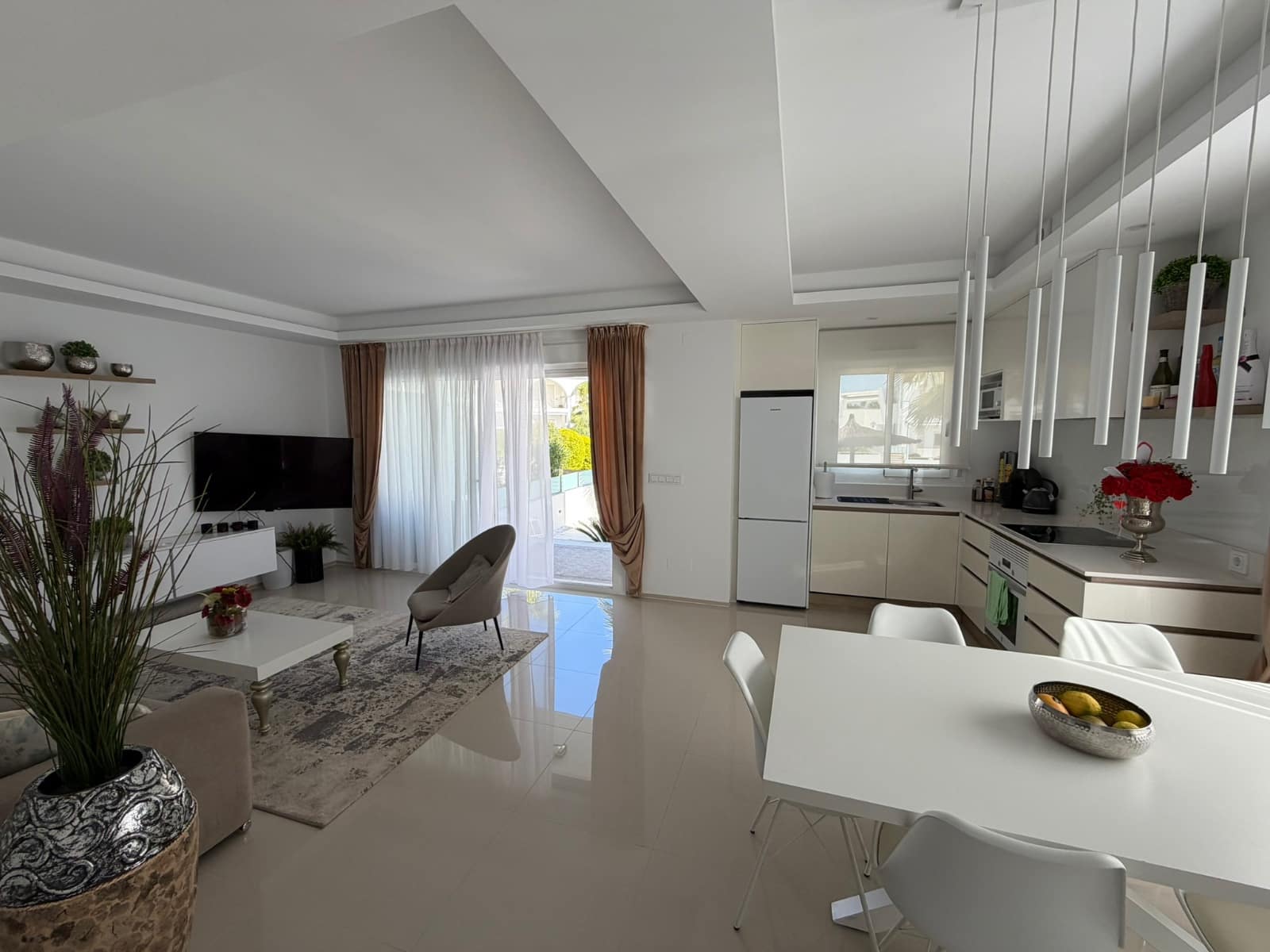 2 soverom Leilighet til salgs i Pueblo Bravo med svømmebasseng - € 324 900 (Ref: 9626119)