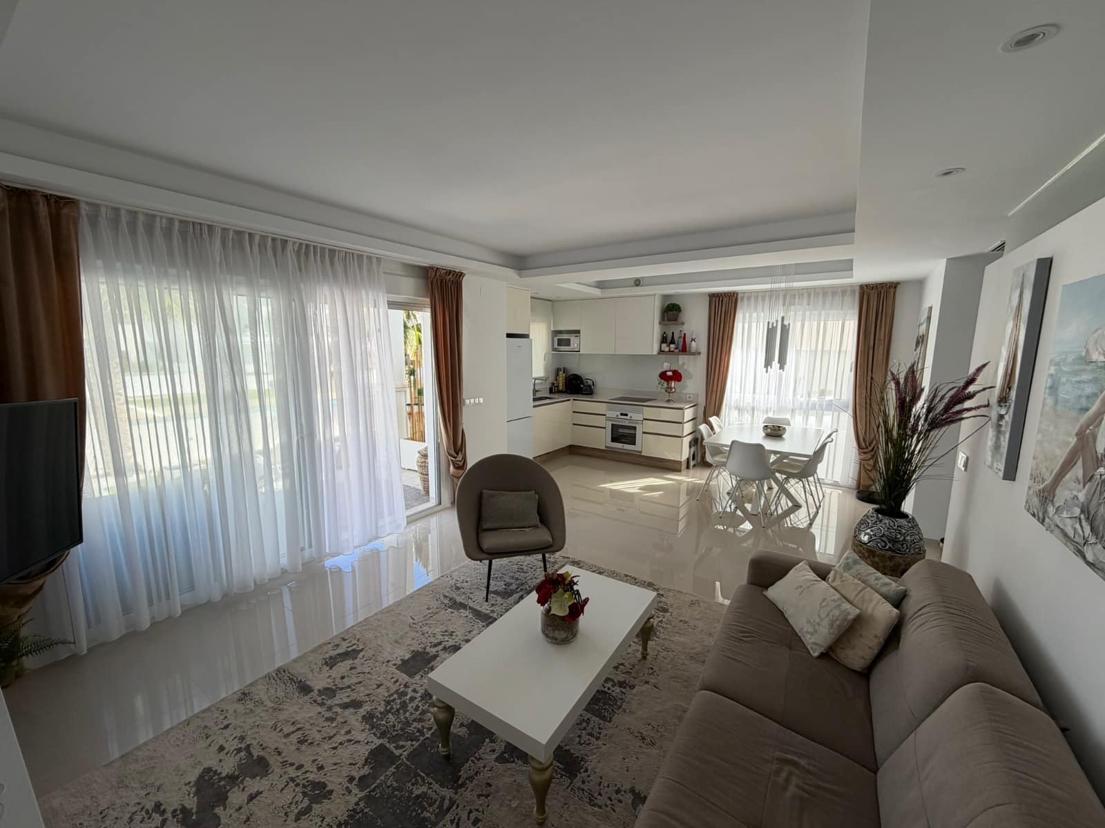 2 soverom Leilighet til salgs i Pueblo Bravo med svømmebasseng - € 324 900 (Ref: 9626119)