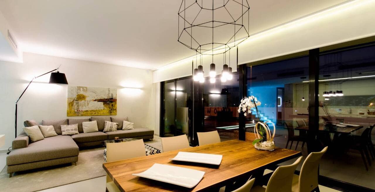 4 bedroom Villa for sale in Campoamor with pool garage - € 1,195,000 (Ref: 9627221)