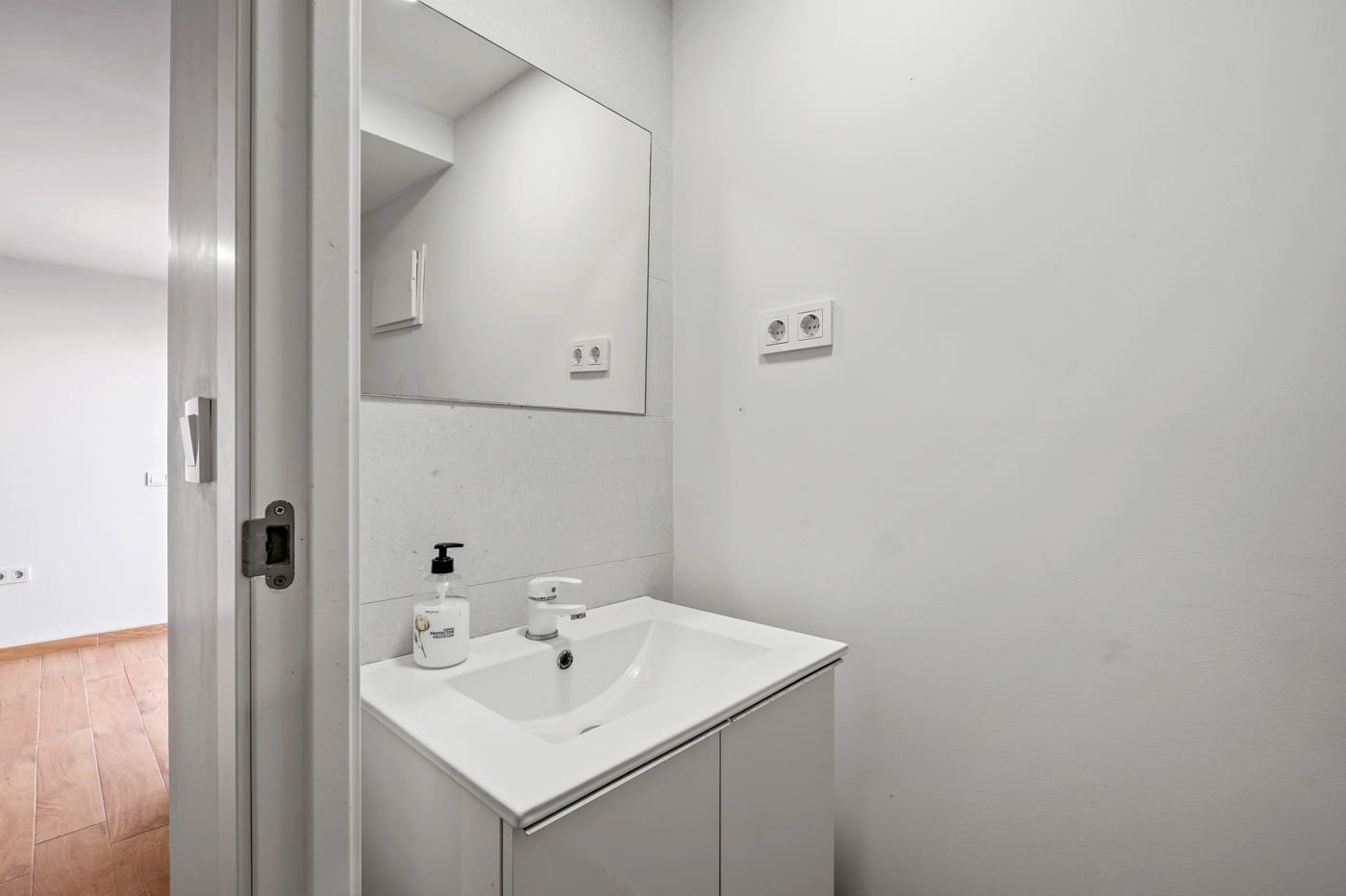 3 sypialnia Willa na sprzedaż w Filipinas z basenem - 369 000 € (Ref: 9627591)