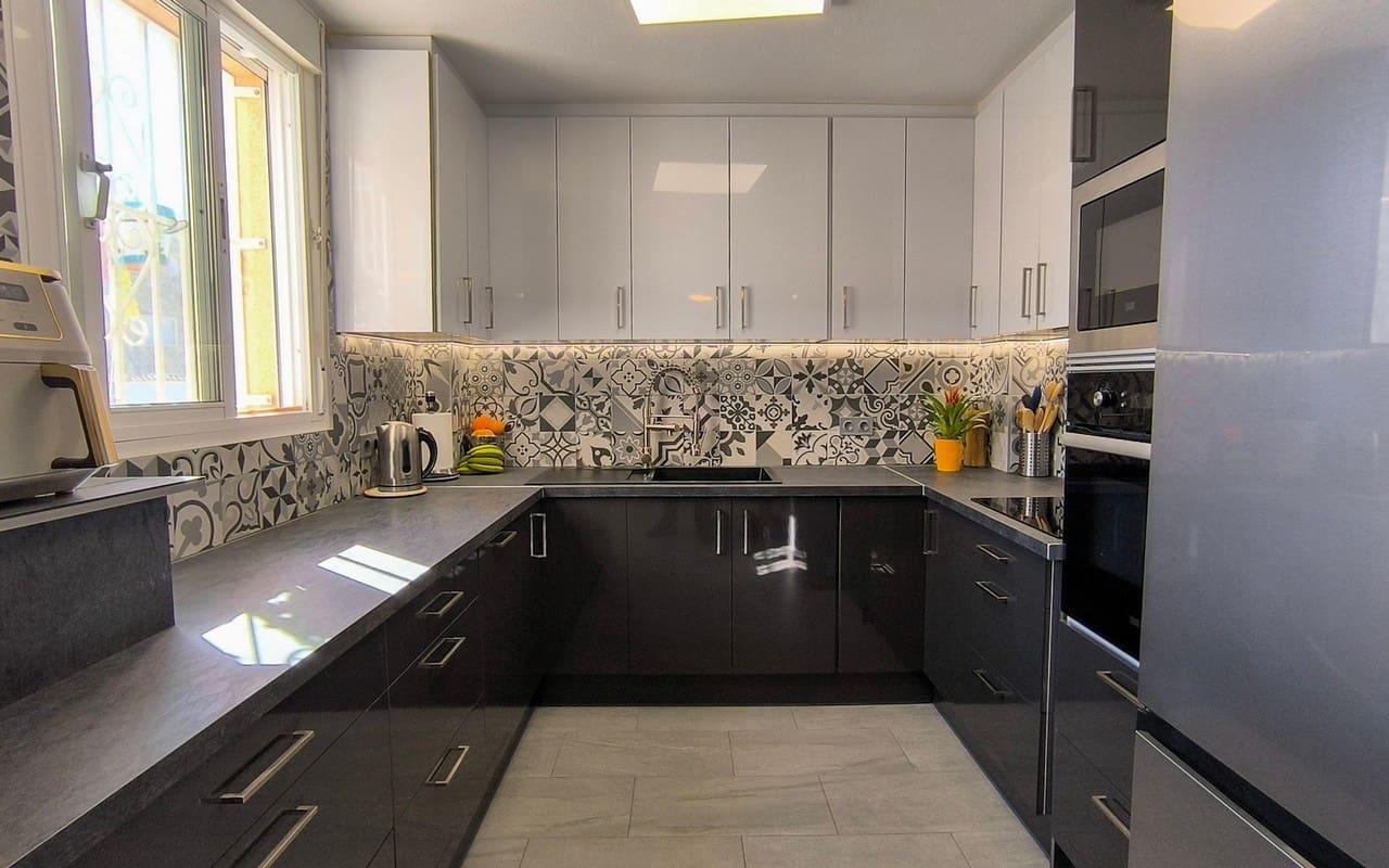4 sovrum Villa till salu i Ciudad Quesada med pool - 385 000 € (Ref: 9634788)
