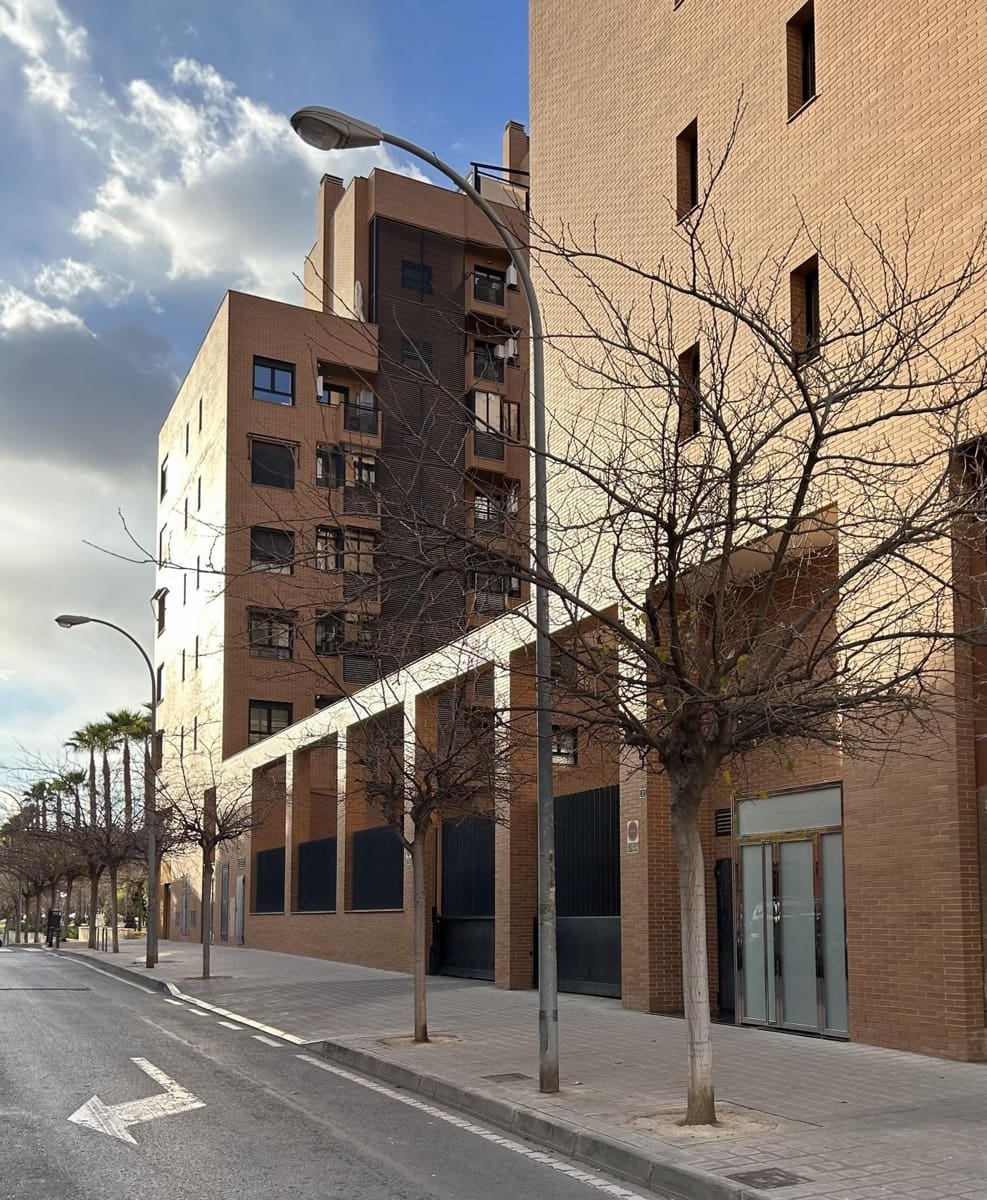 2 Zimmer Apartment zu verkaufen in Alicante / Alacant Stadt mit Pool - 319.900 € (Ref: 9640224)