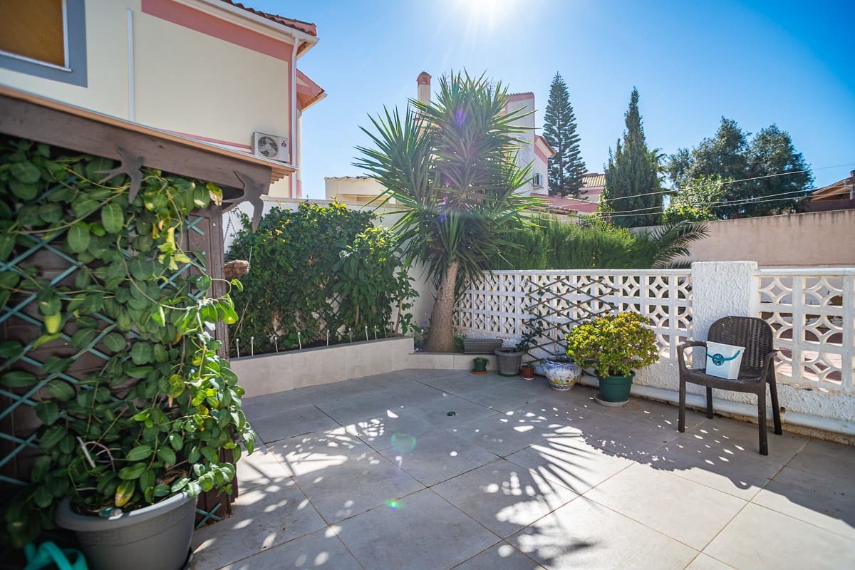 3 sovrum Lägenhet till salu i Los Balcones med pool - 189 000 € (Ref: 9651243)