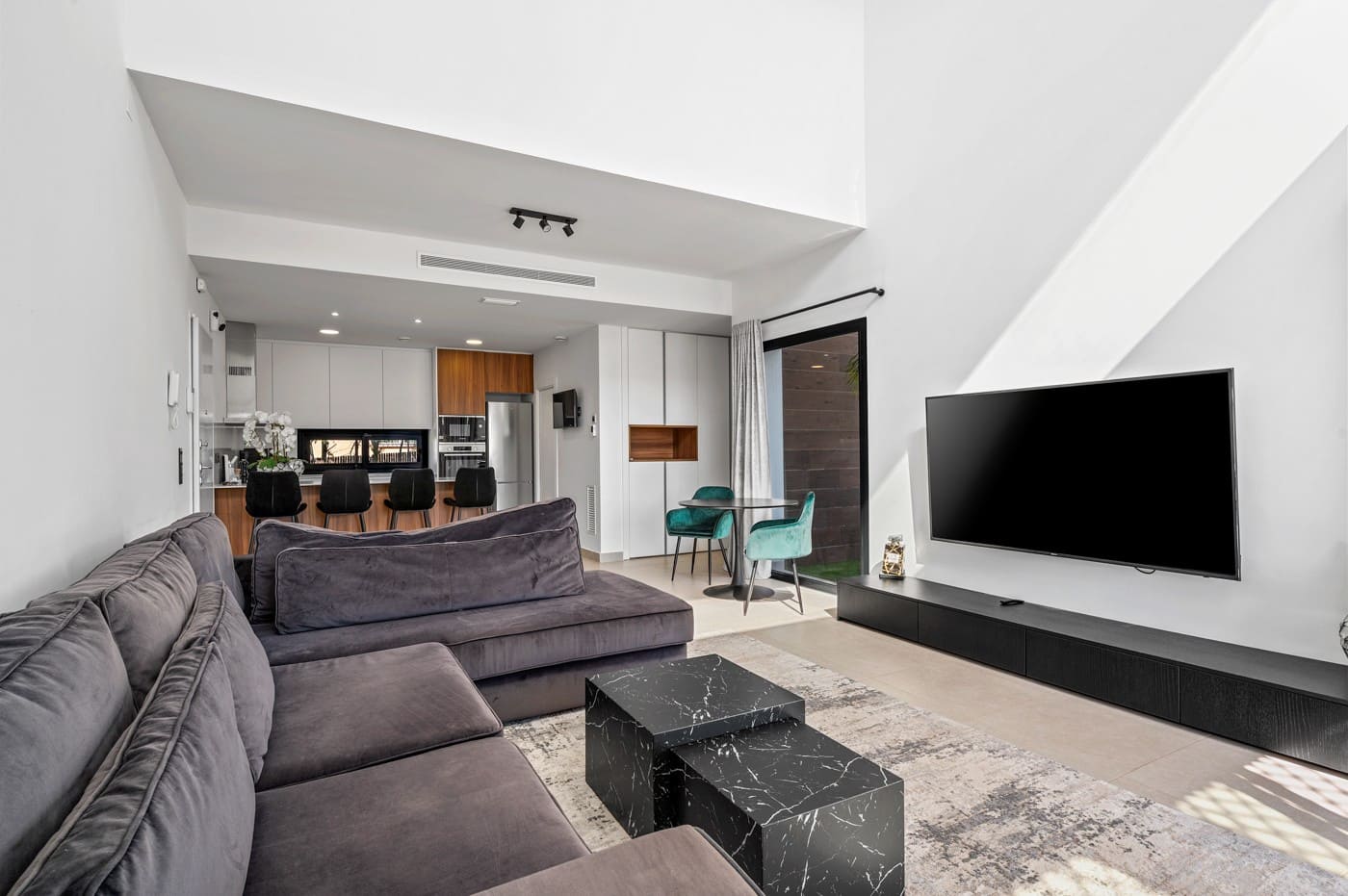 4 quarto Moradia para venda em Ciudad Quesada com piscina - 699 000 € (Ref: 9651326)