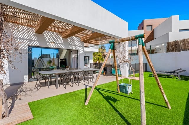 4 quarto Moradia para venda em Ciudad Quesada, Rojales com piscina - 699 000 € (Ref: 9651326)