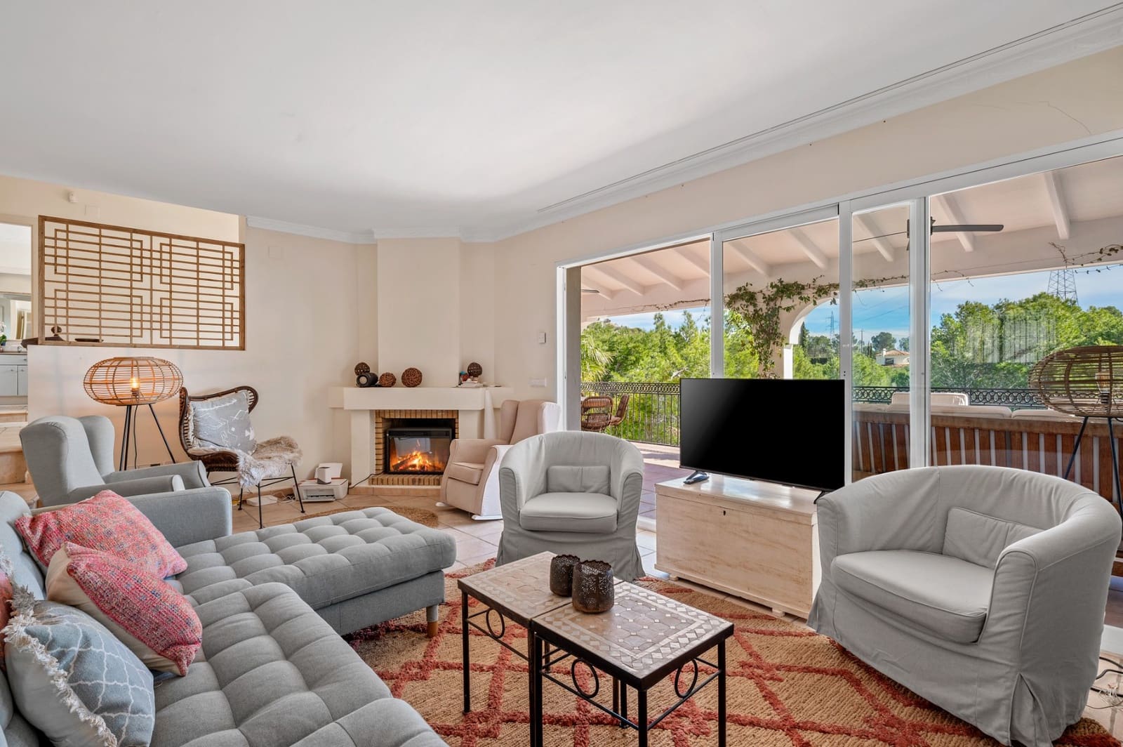 6 Zimmer Villa zu verkaufen in Altea mit Pool Garage - 985.000 € (Ref: 9651327)