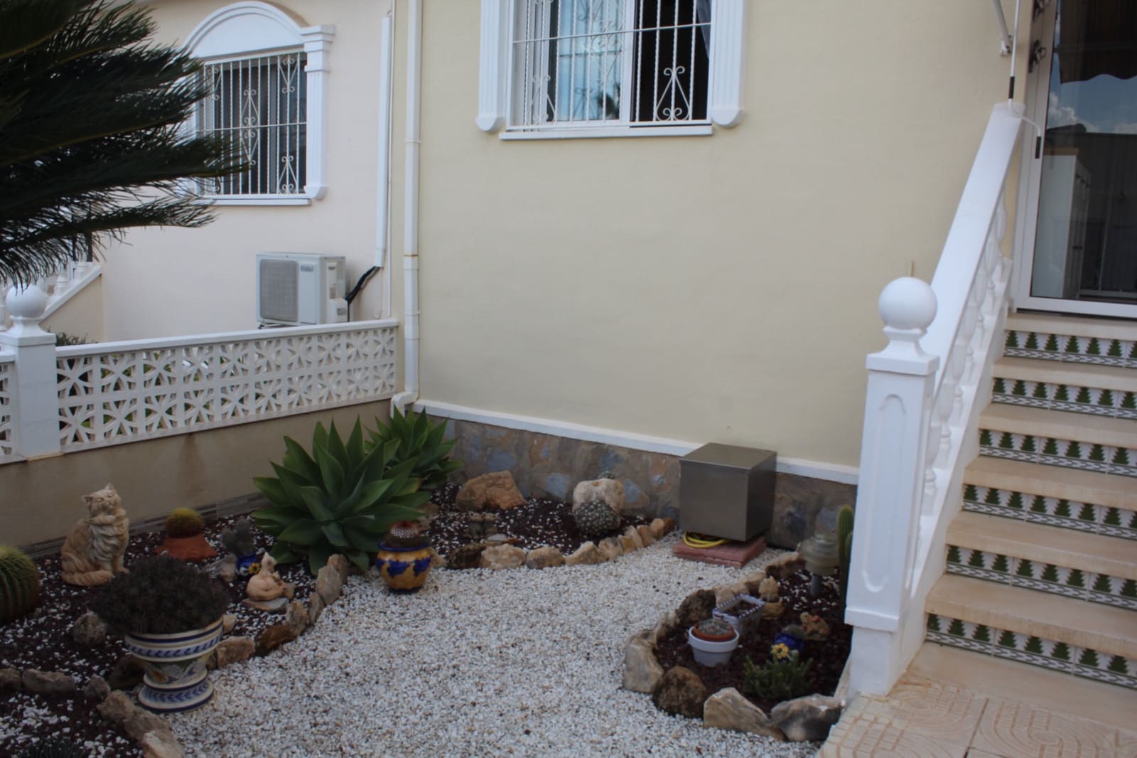 2 soverom Kjedet enebolig til salgs i Ciudad Quesada med svømmebasseng - € 210 000 (Ref: 9656503)