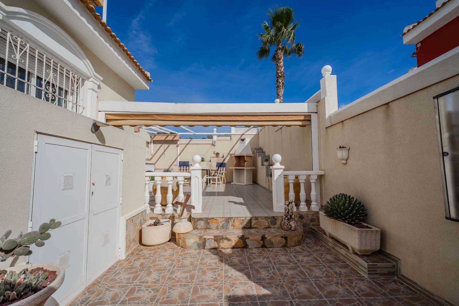 2 bedroom Semi-detached Villa for sale in Ciudad Quesada with pool - € 210,000 (Ref: 9656503)