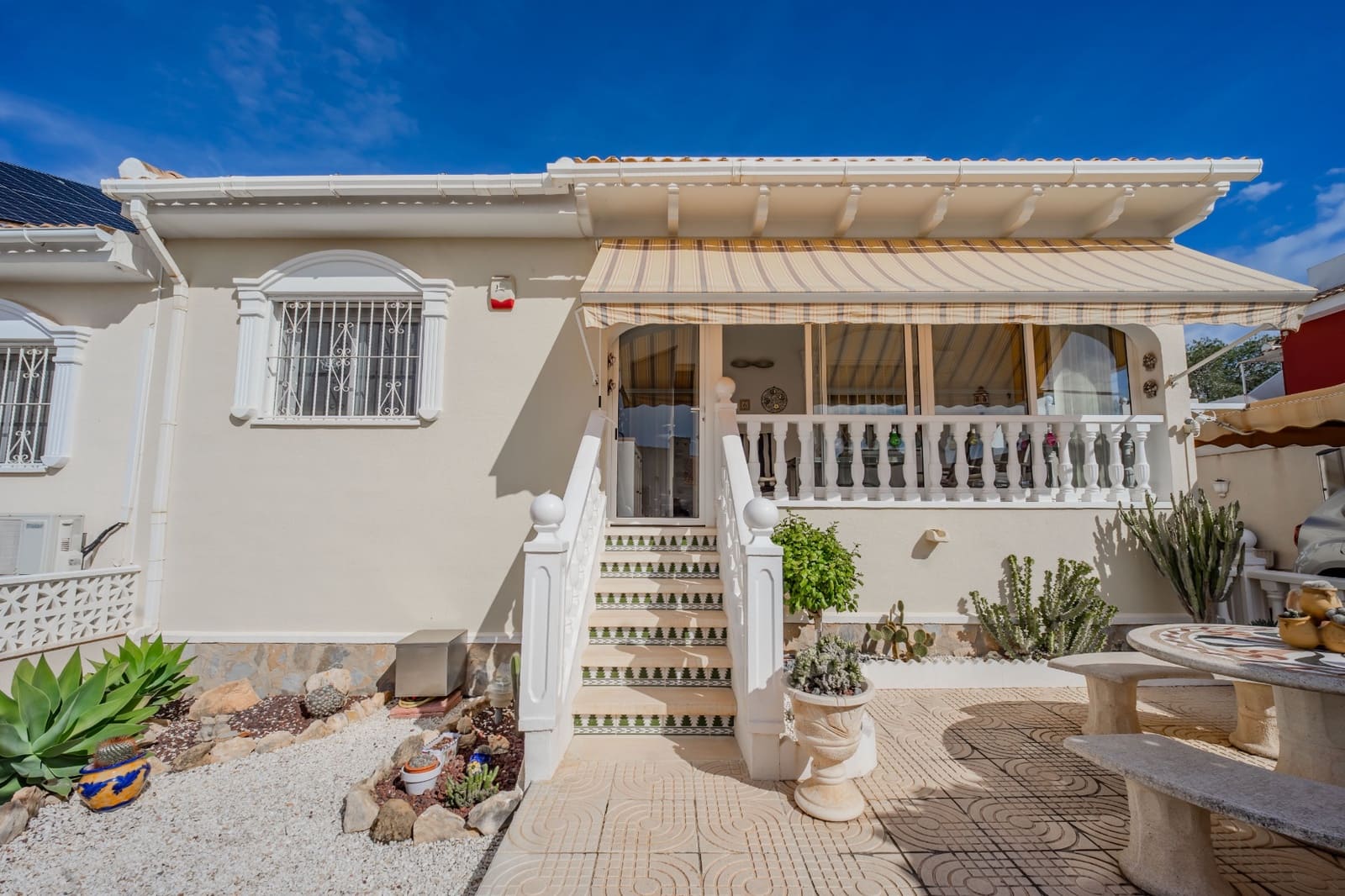 2 bedroom Semi-detached Villa for sale in Ciudad Quesada with pool - € 210,000 (Ref: 9656503)